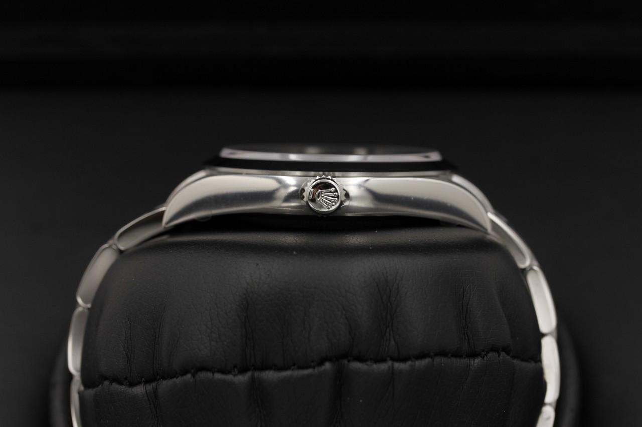 Watch Image 3