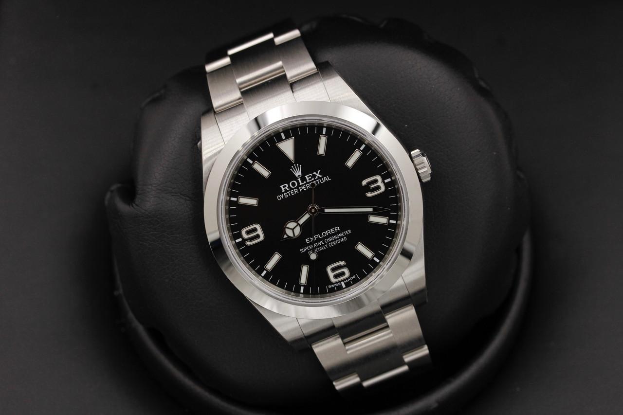 Watch Image 9