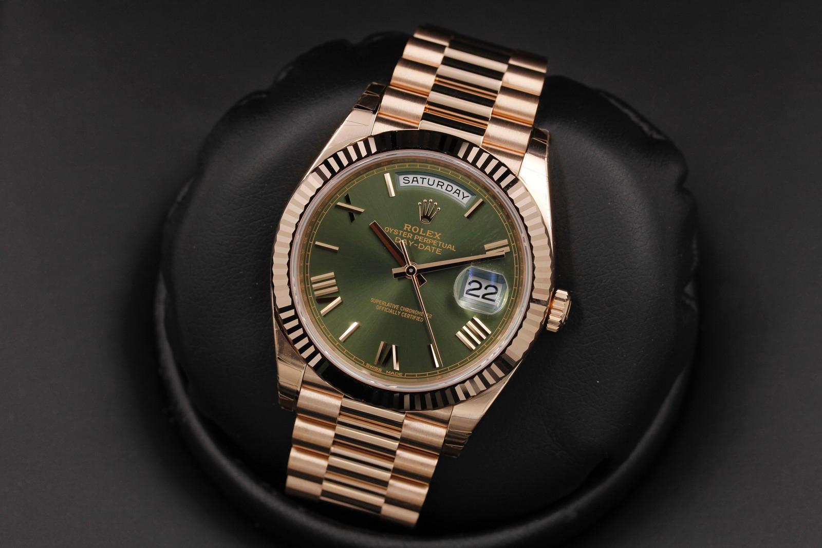 Watch Image 8