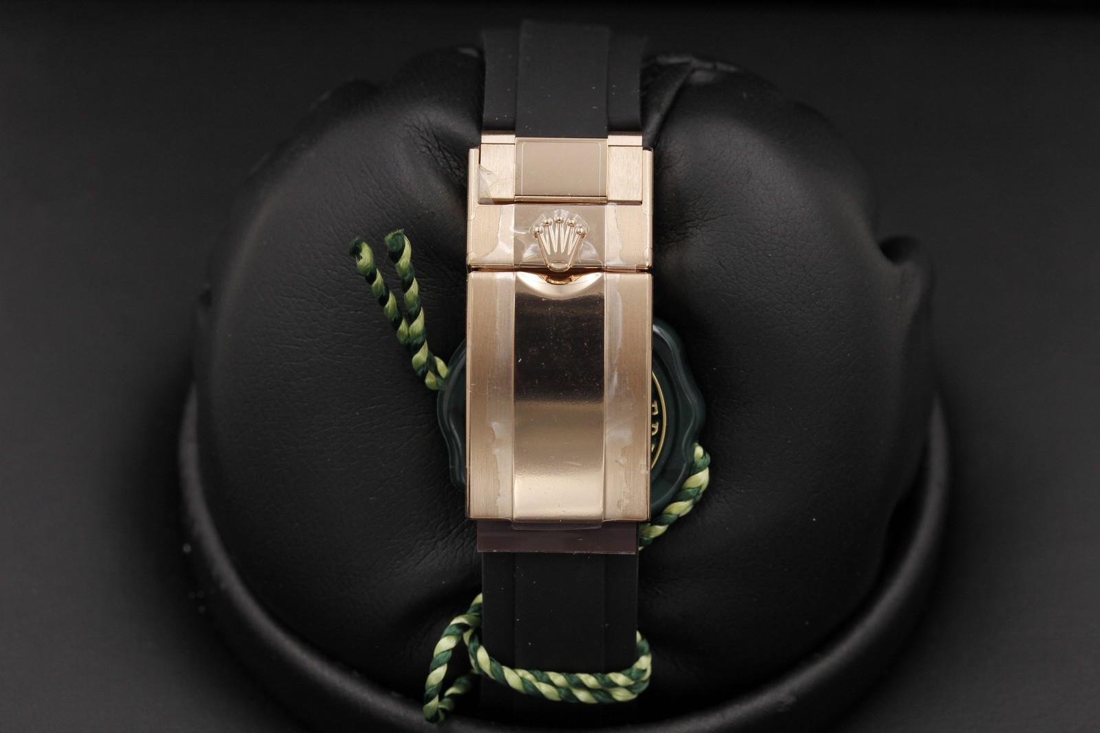 Watch Image 7