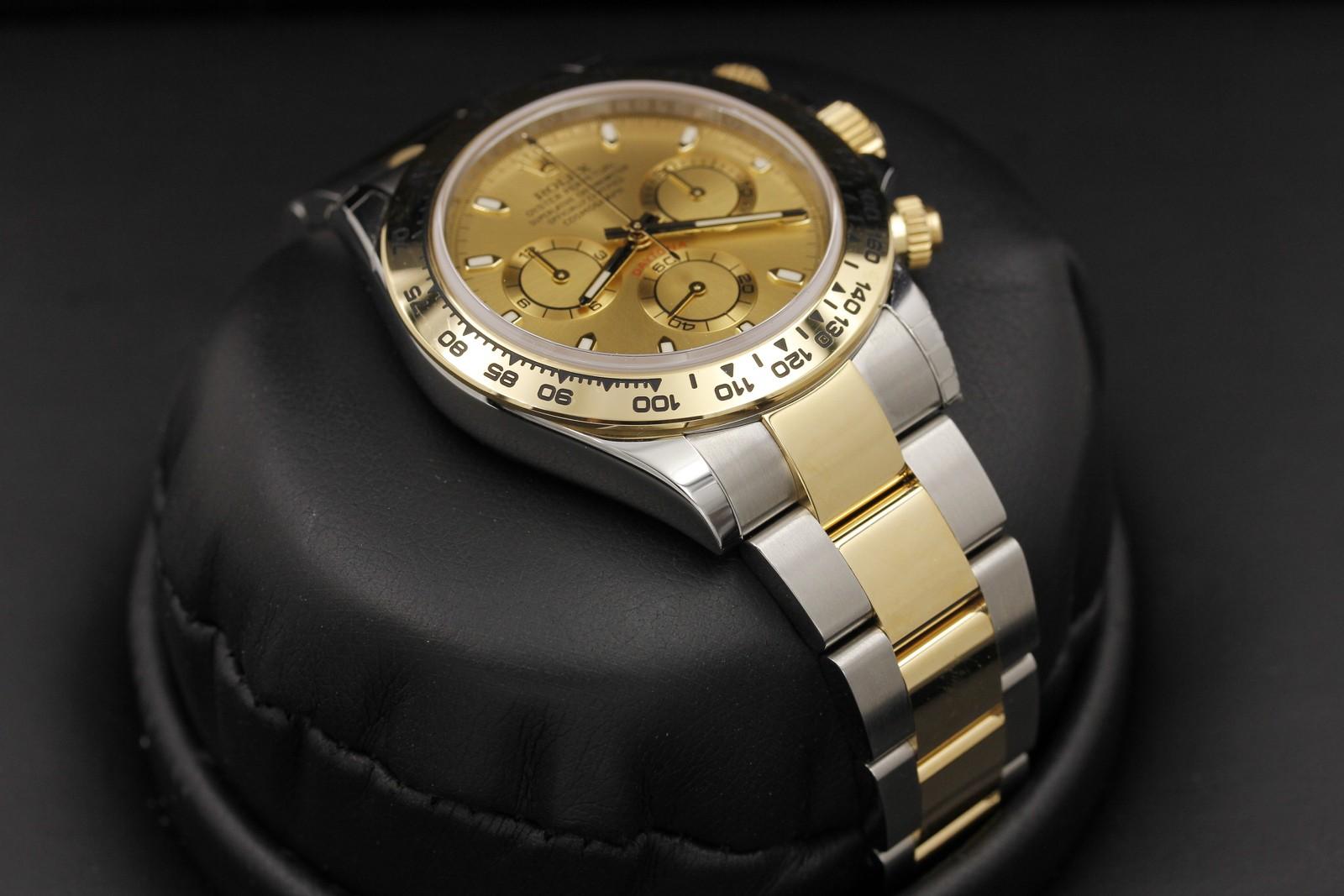 Watch Image 6