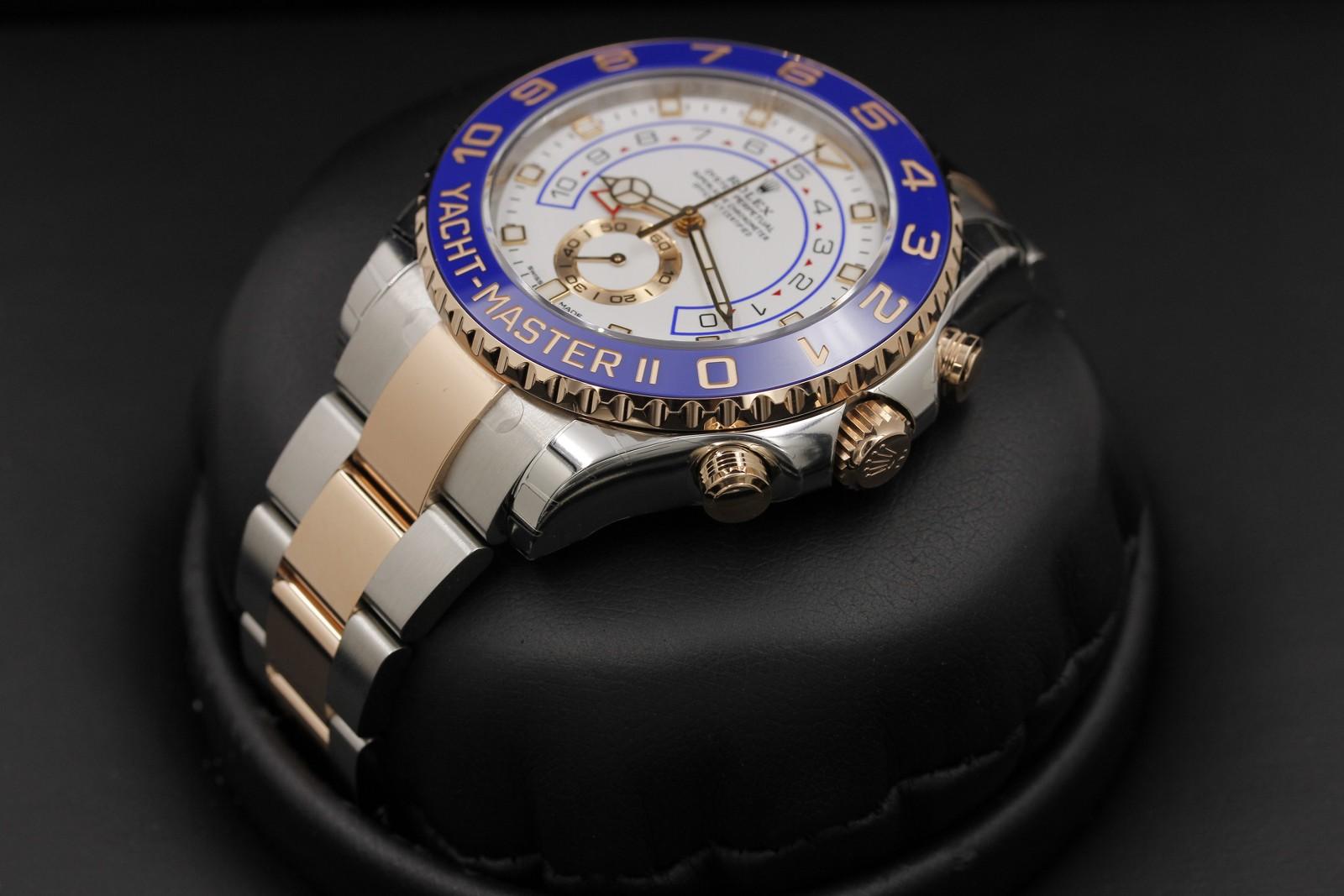 Watch Image 2