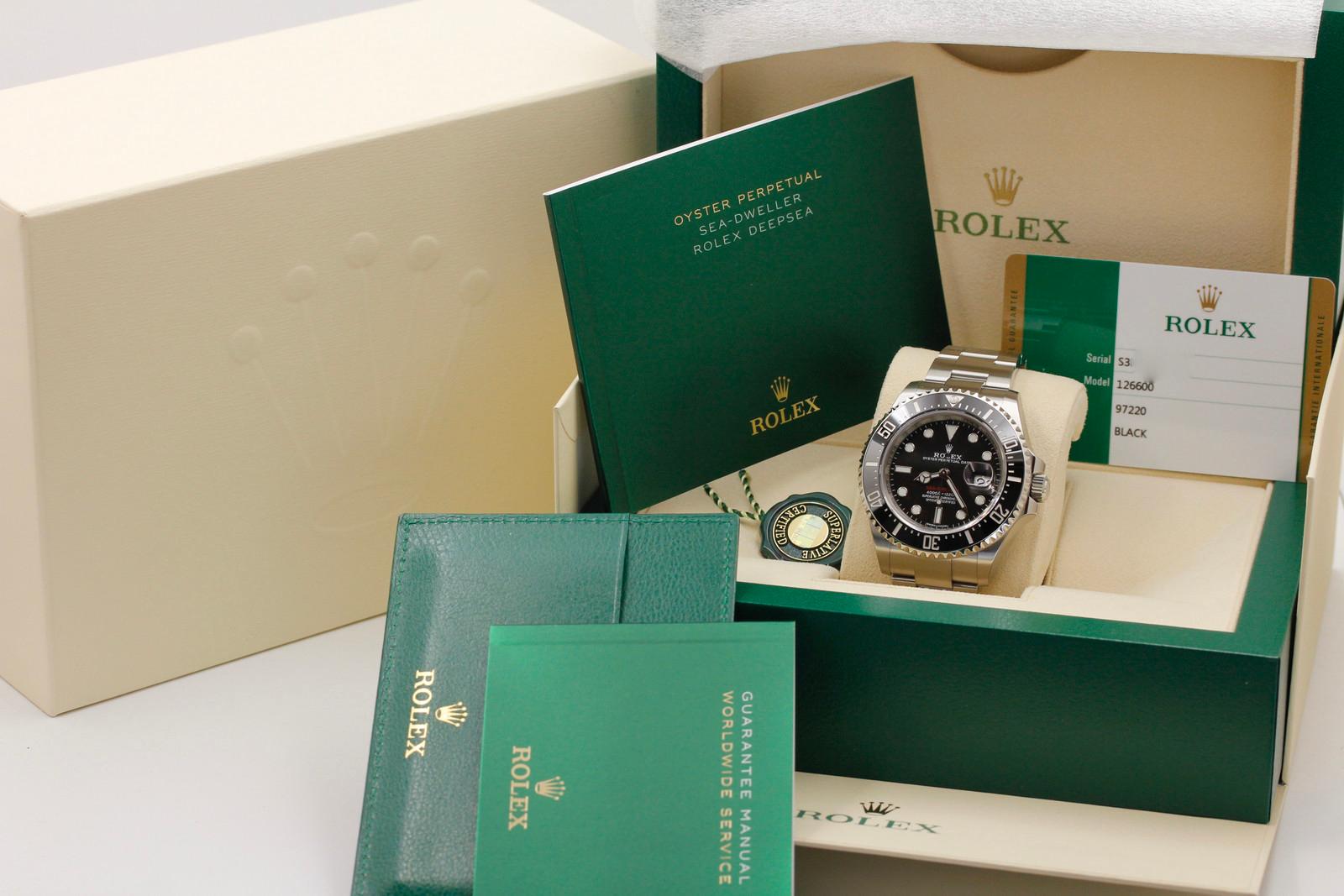 Watch Image 11