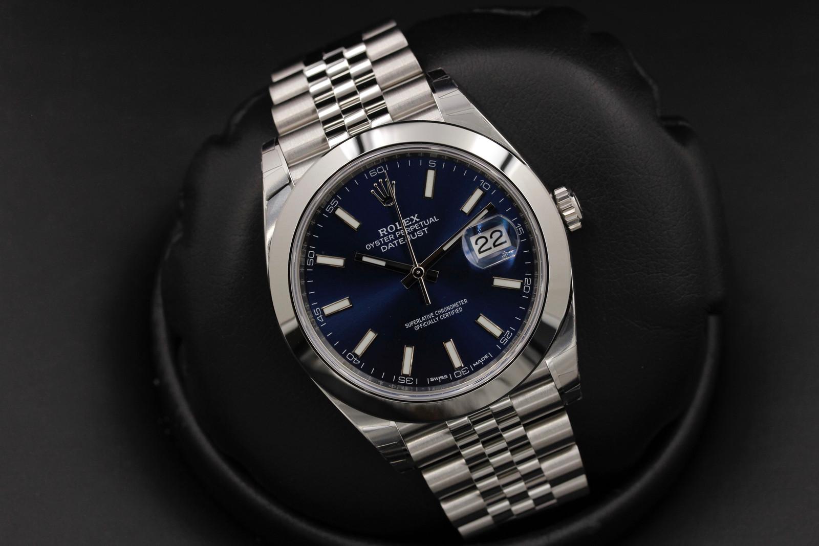 Watch Image 9