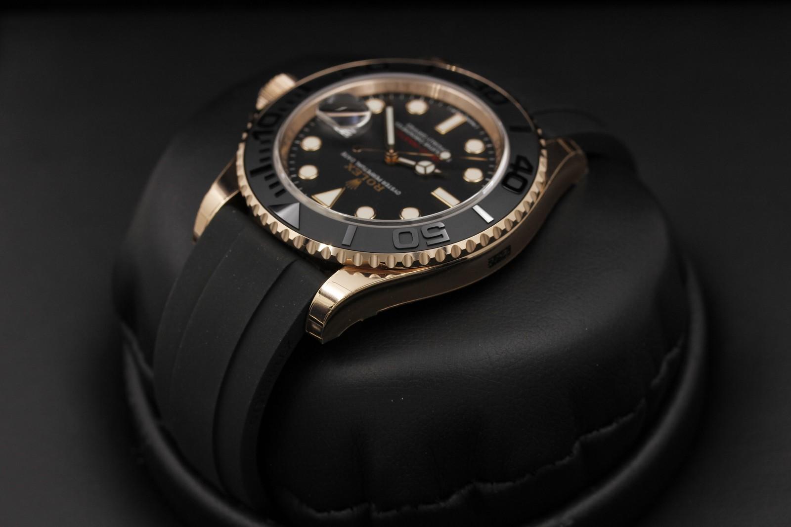 Watch Image 5