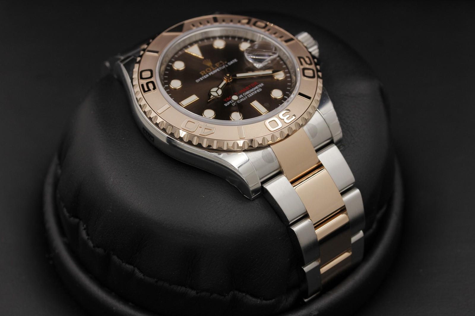 Watch Image 6