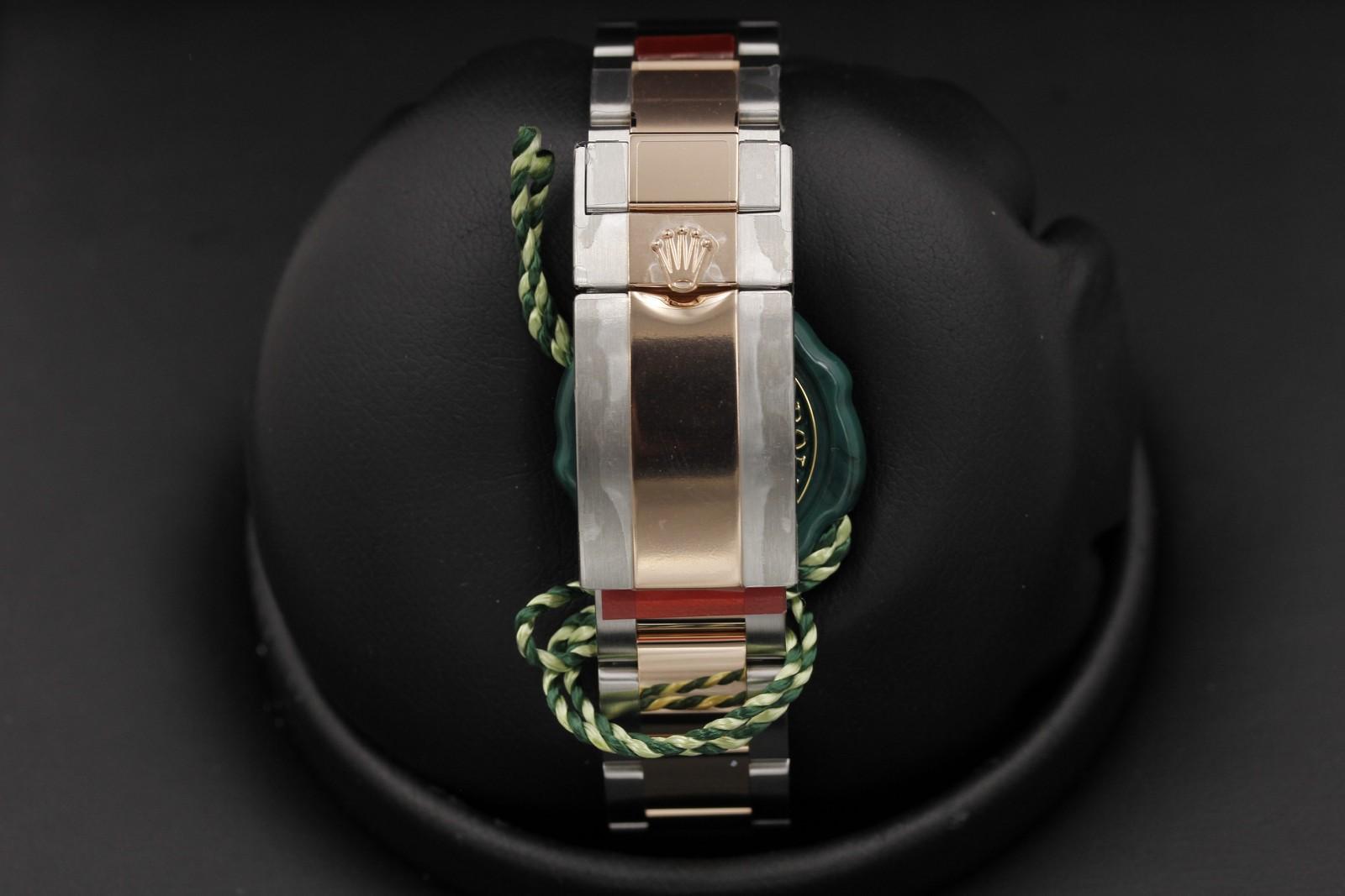 Watch Image 7