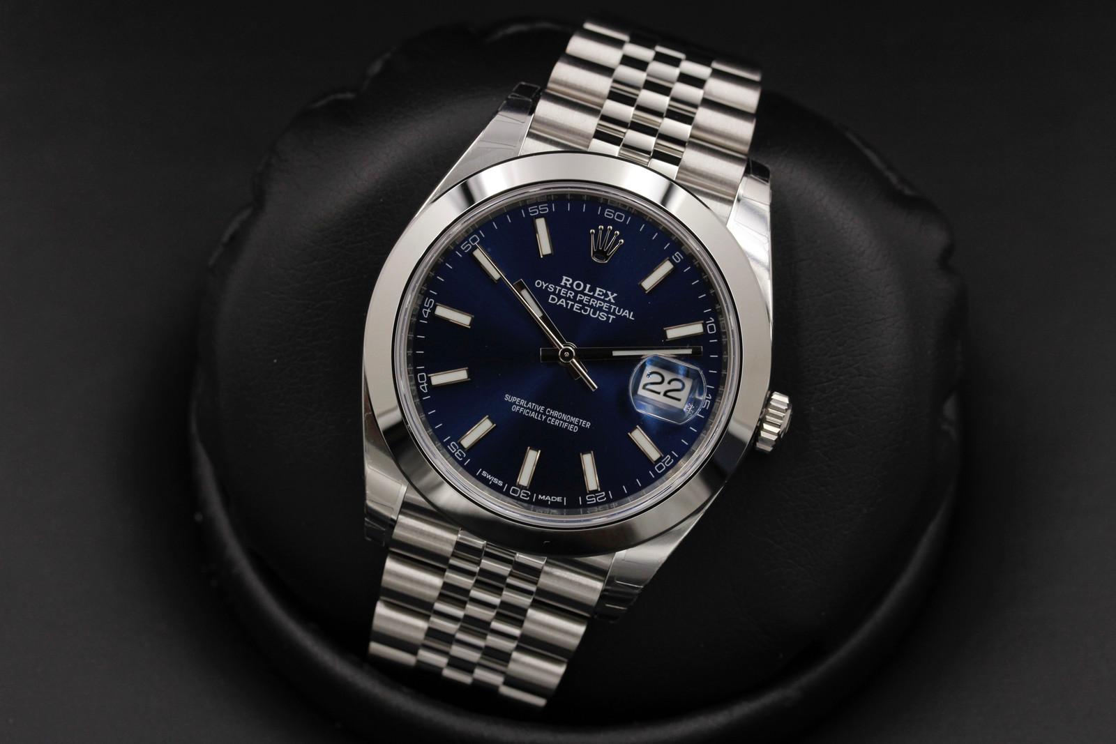 Watch Image 8