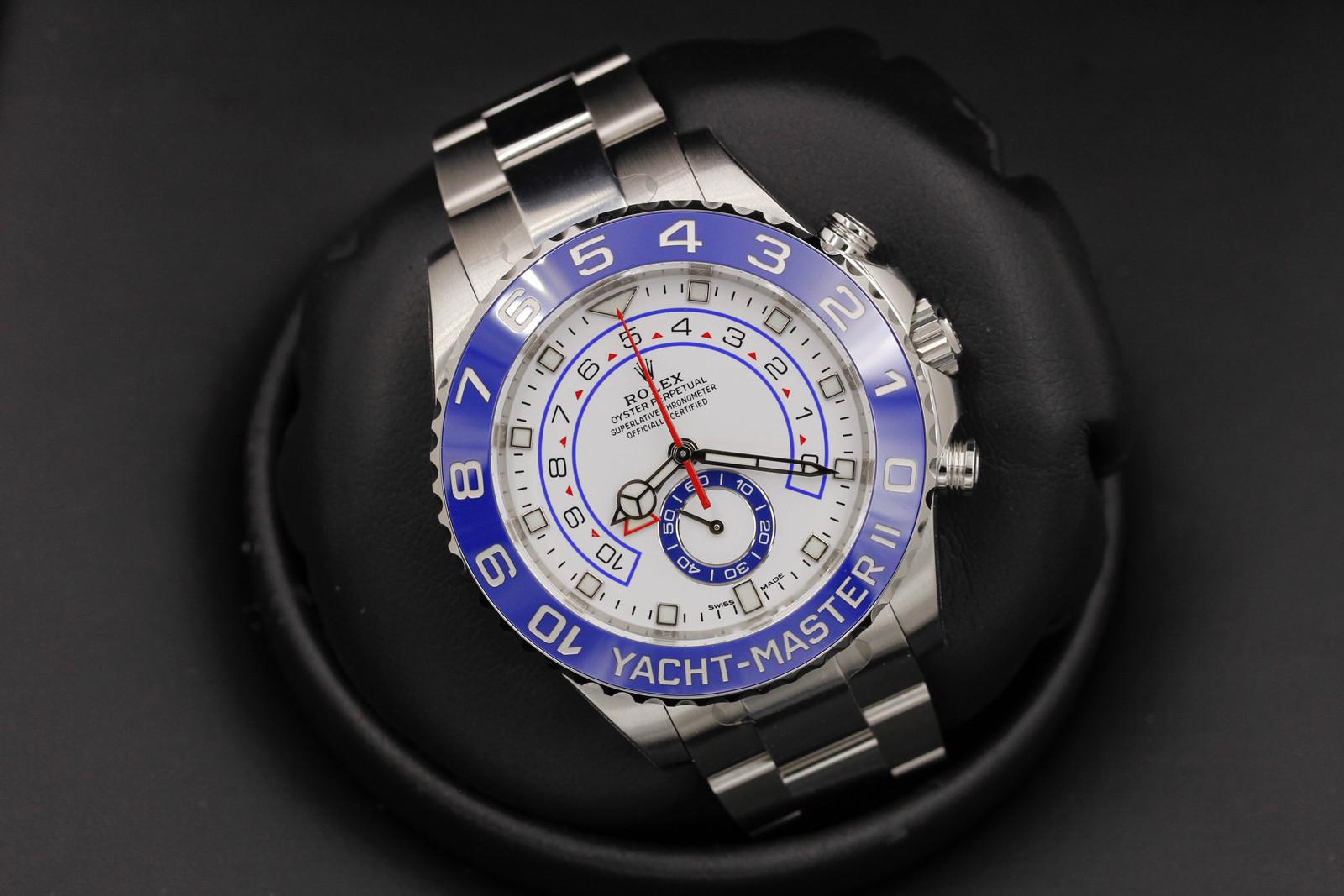 Watch Image 9
