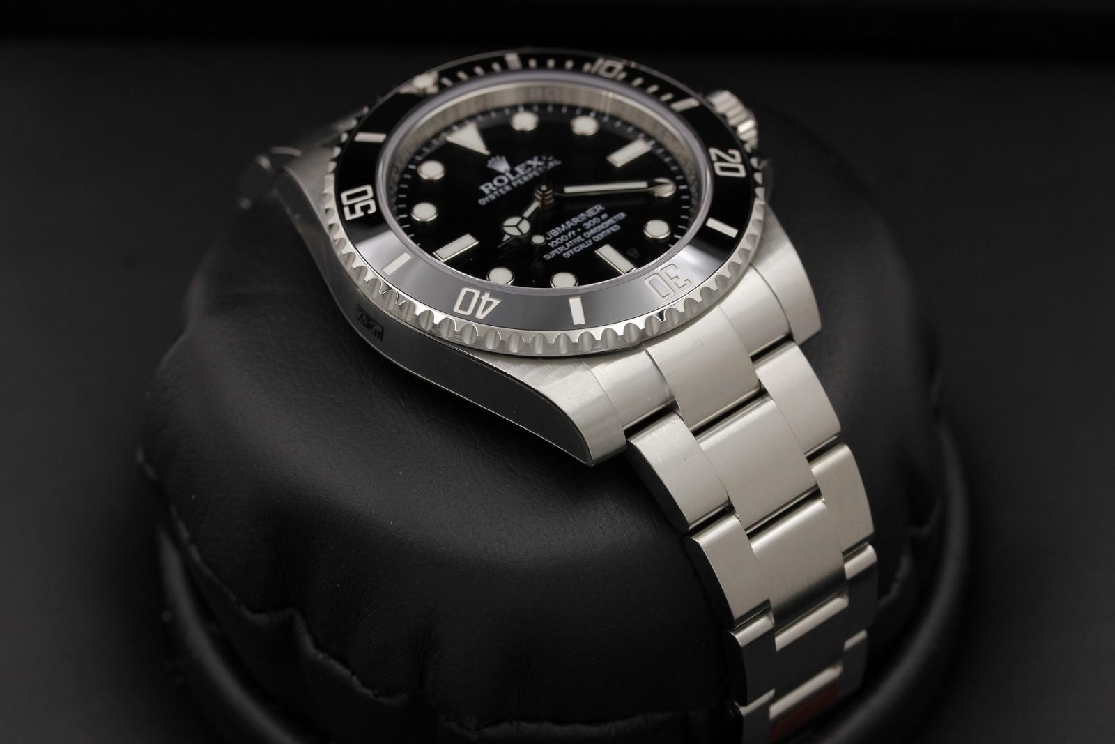 Watch Image 6