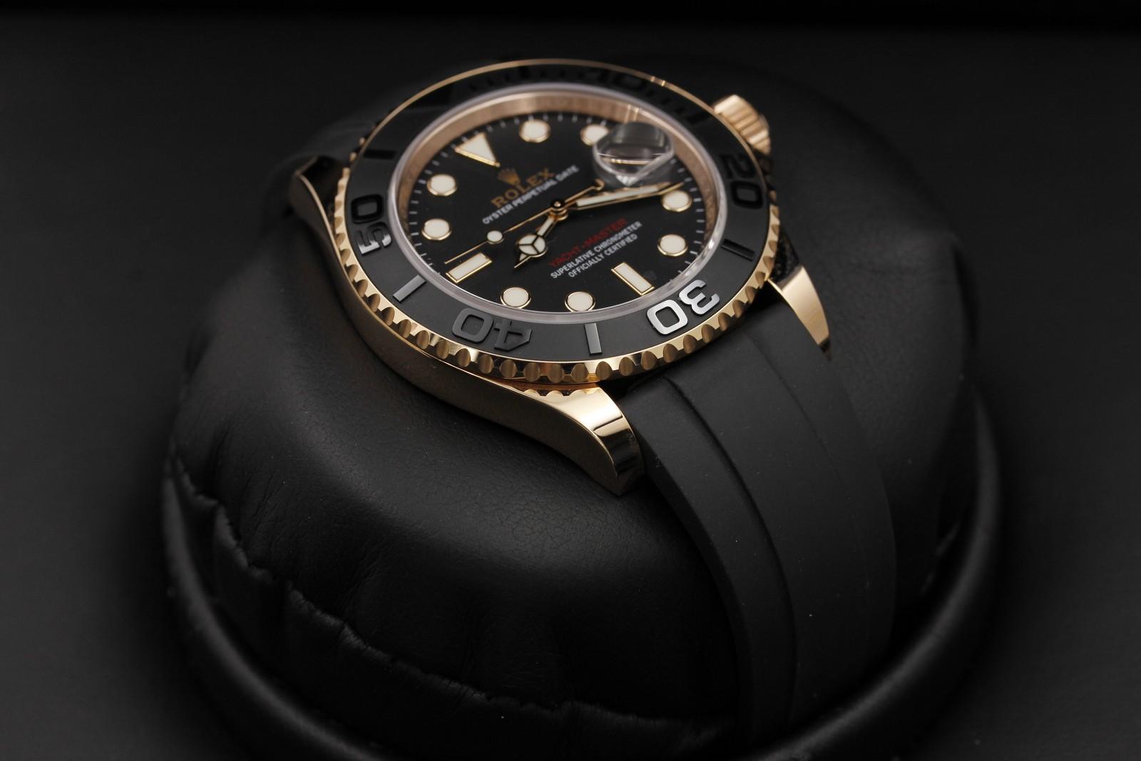 Watch Image 6