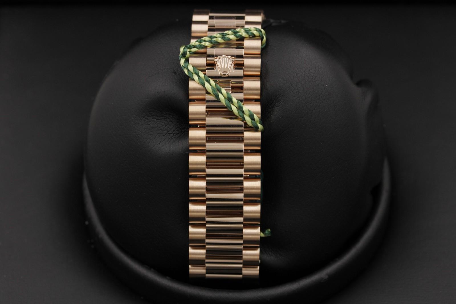 Watch Image 7