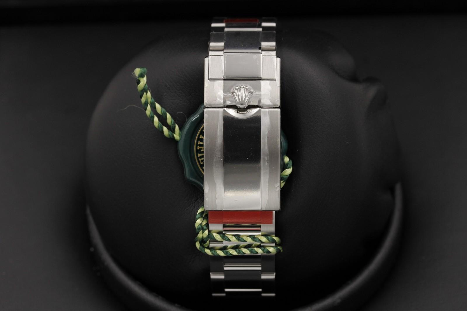 Watch Image 7