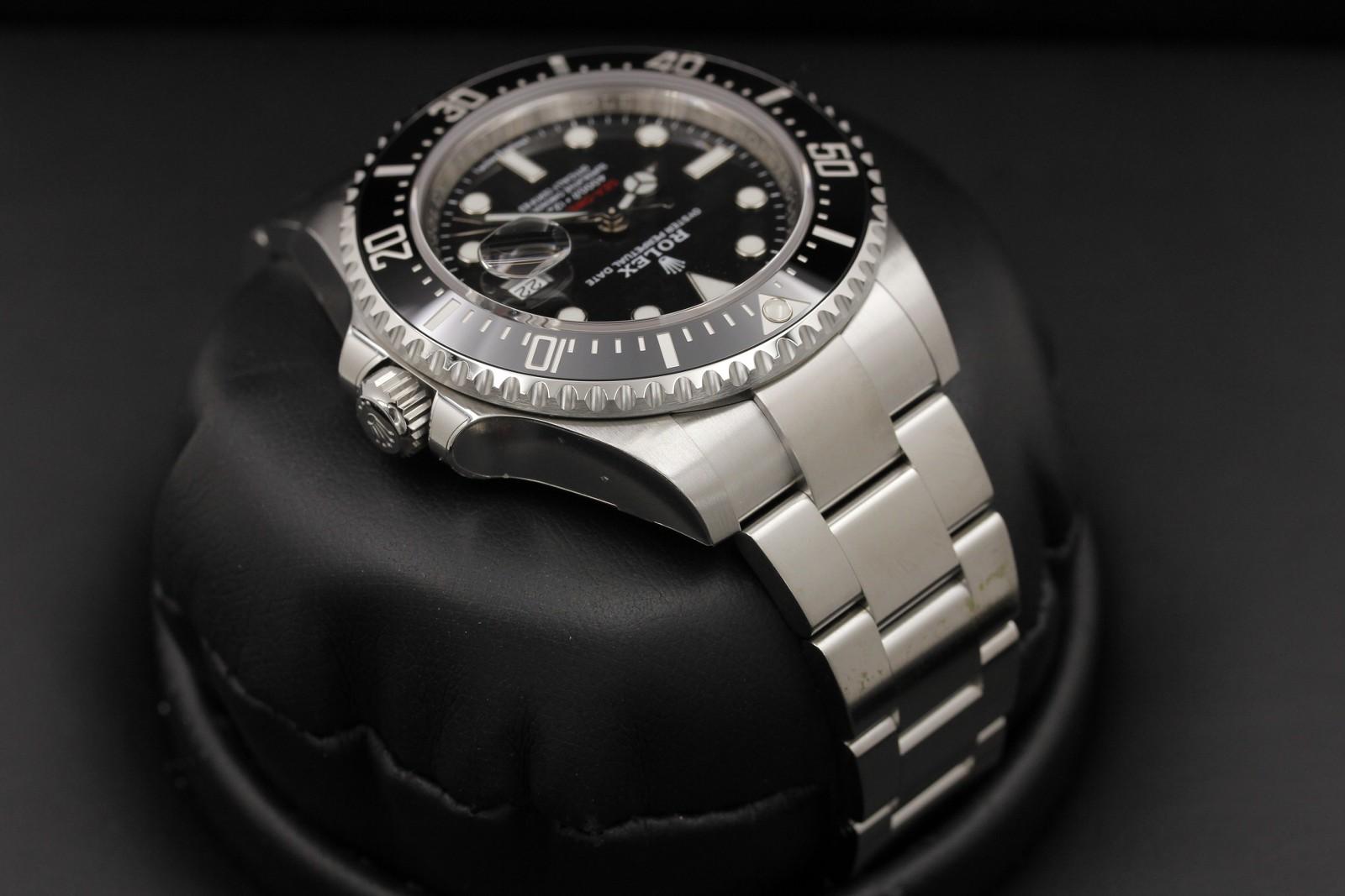 Watch Image 4