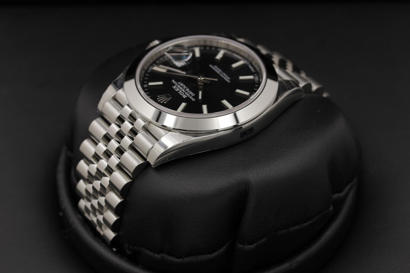 Watch Image 5