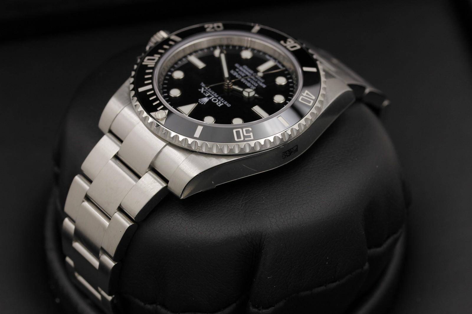 Watch Image 5