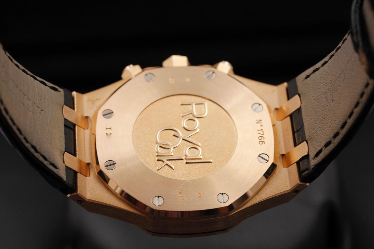 Watch Image 19