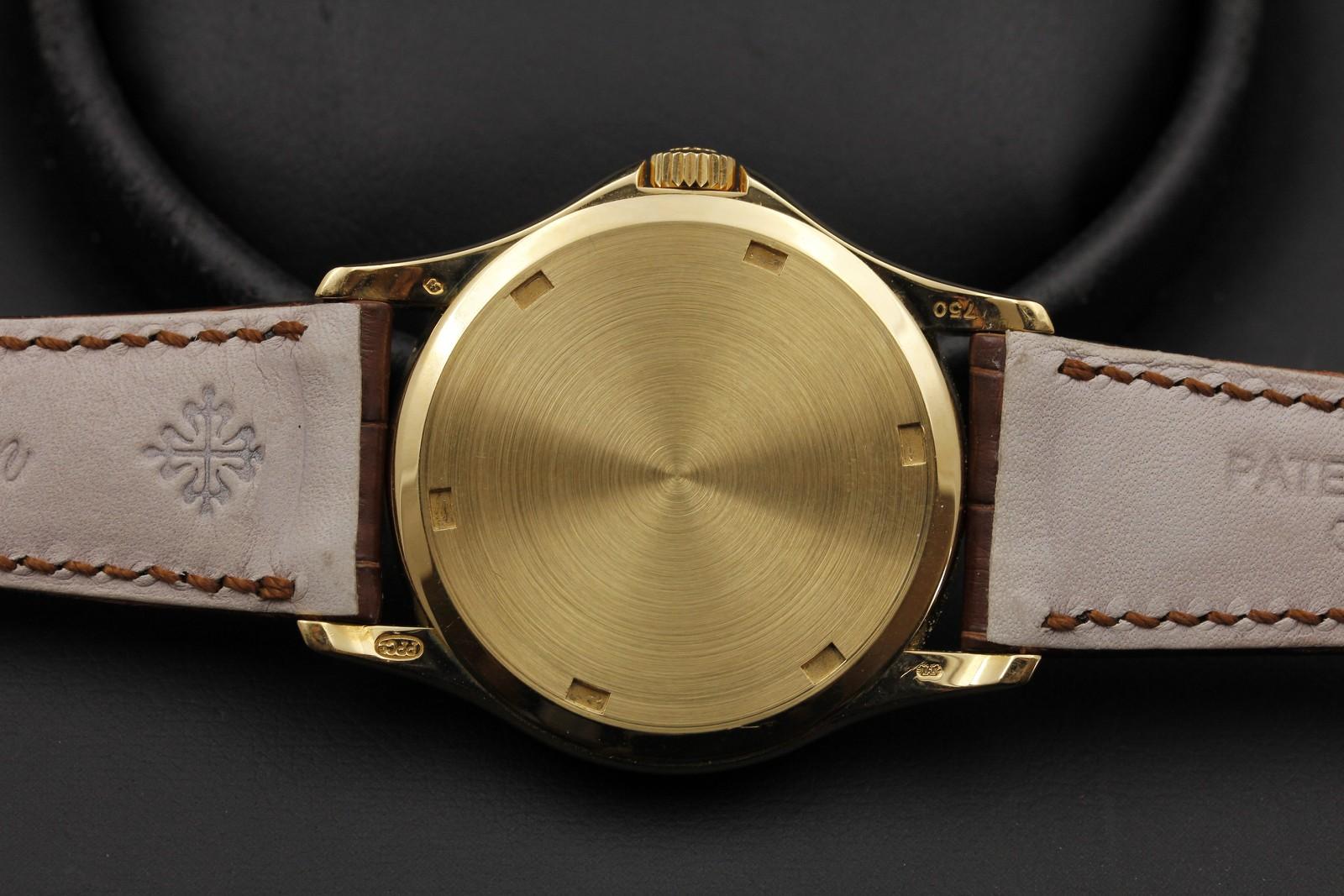 Watch Image 10