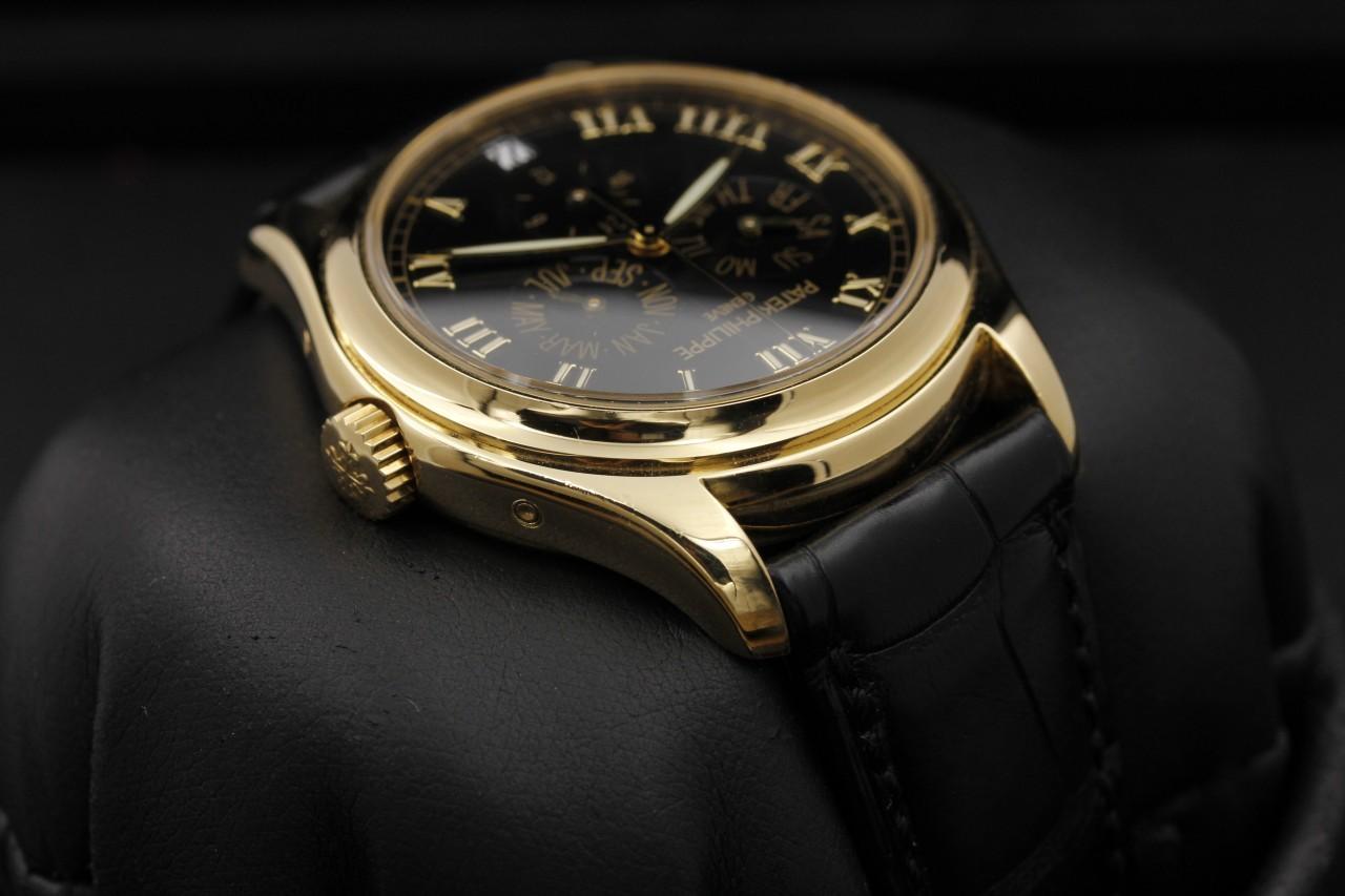 Watch Image 2