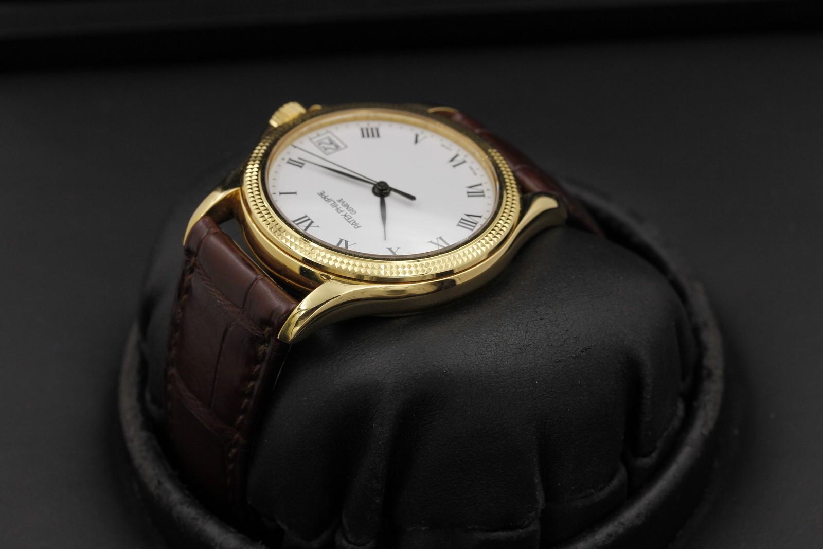 Watch Image 5