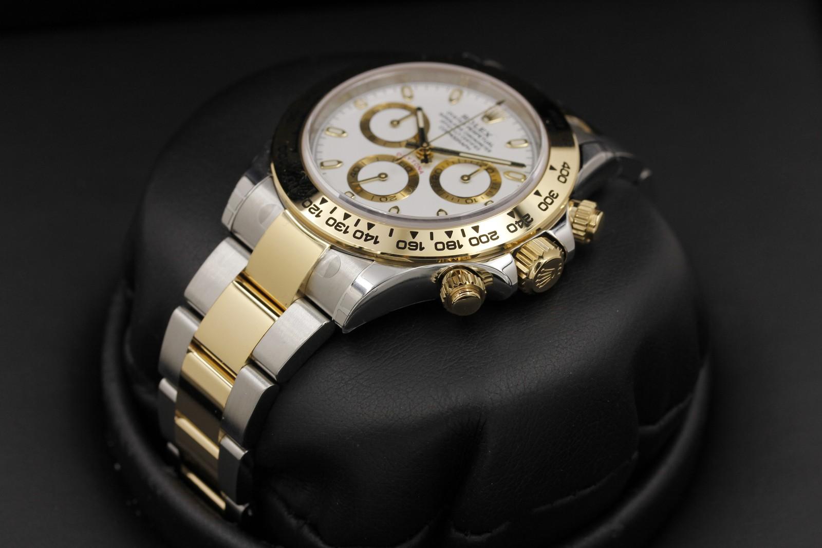 Watch Image 2