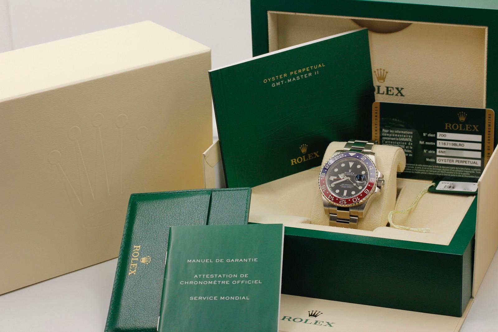 Watch Image 11