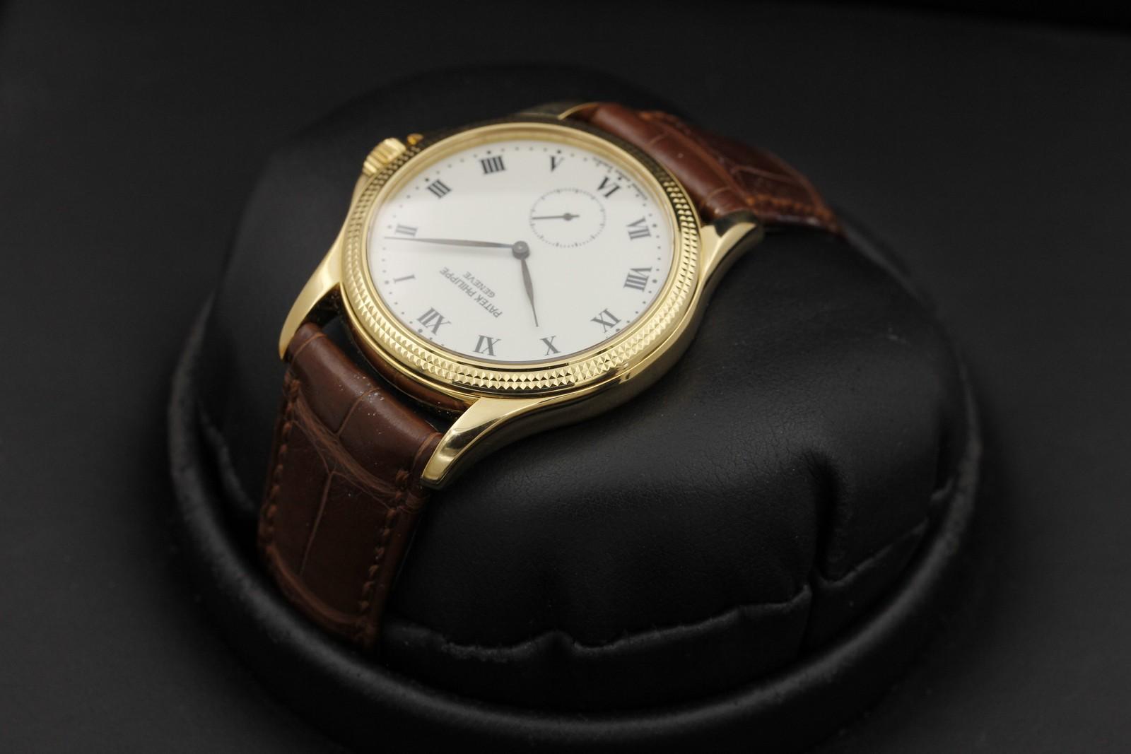 Watch Image 5