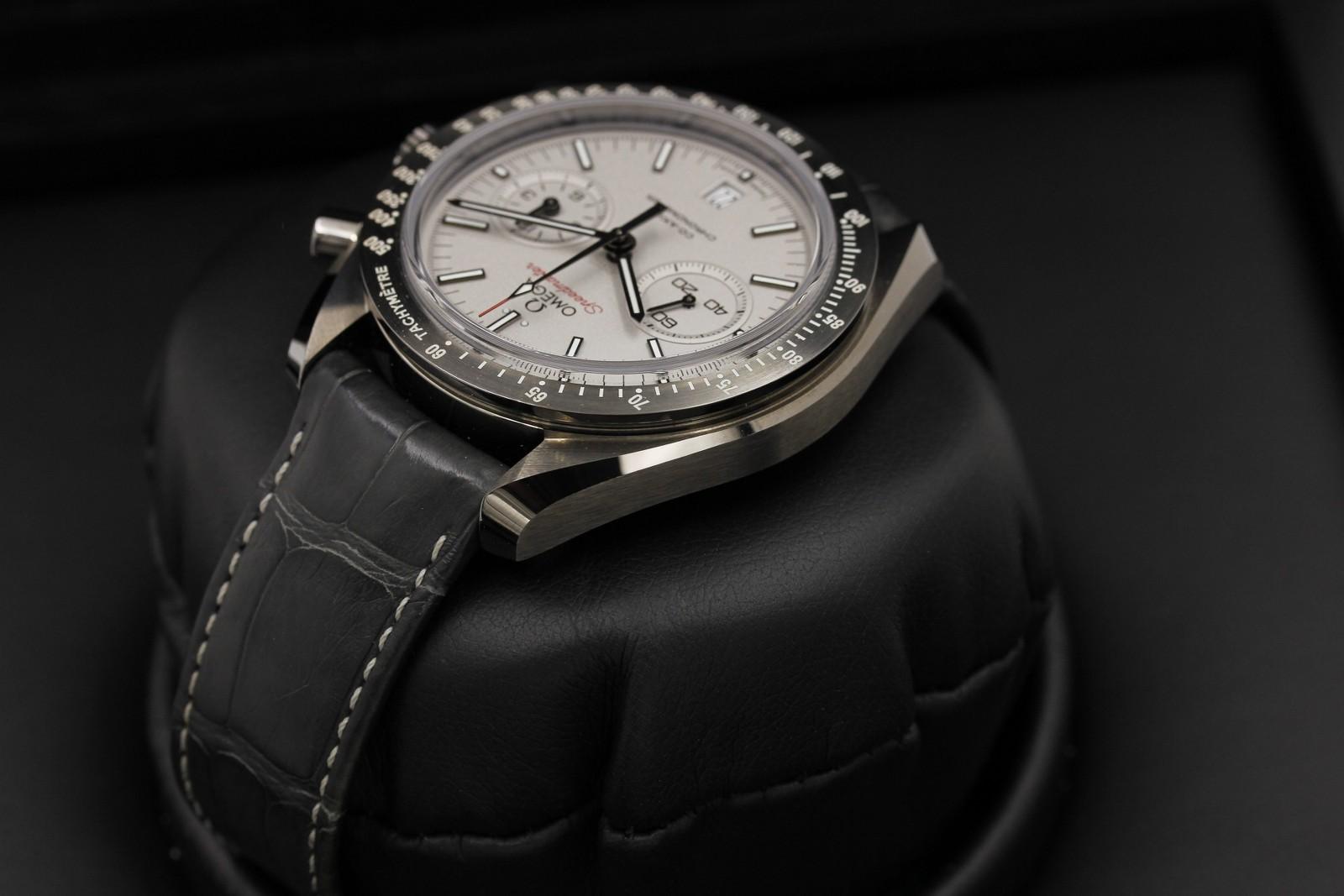 Watch Image 9
