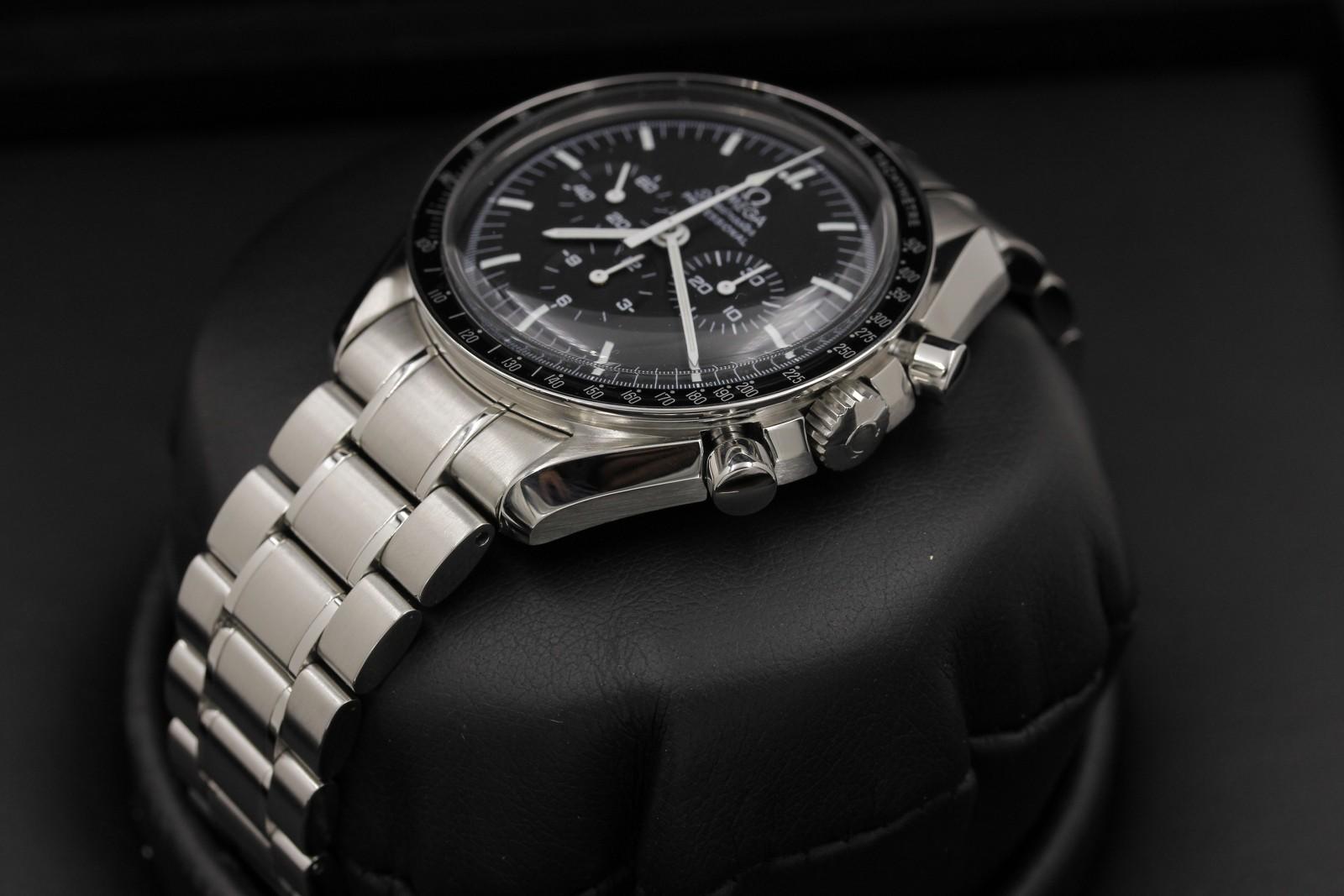 Watch Image 2