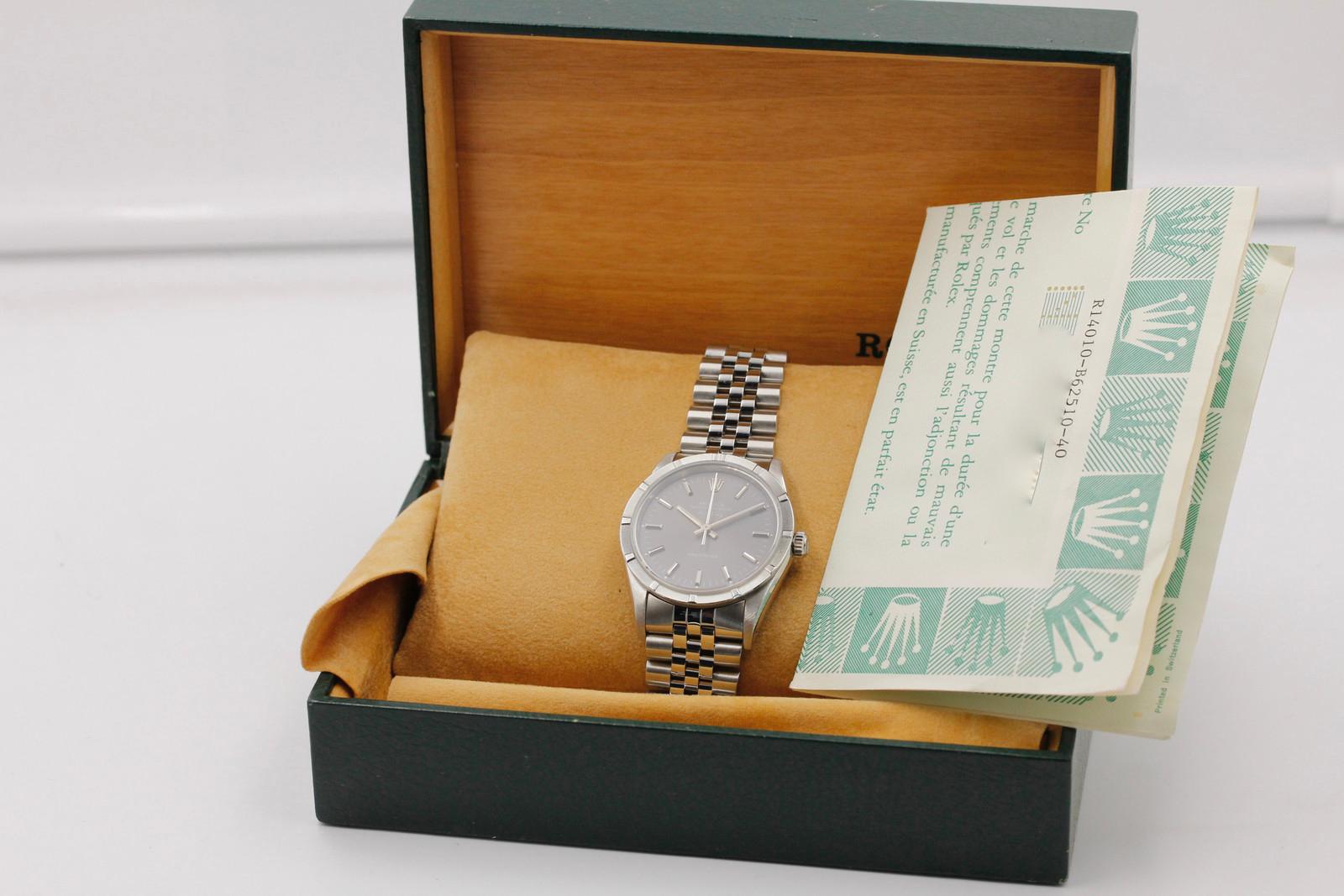 Watch Image 12