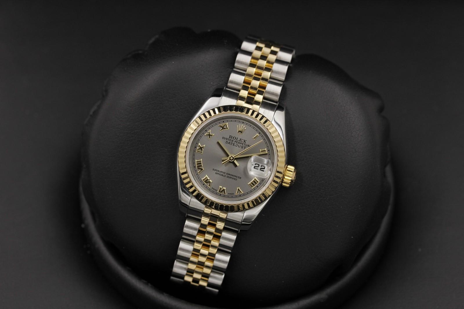 Watch Image 8
