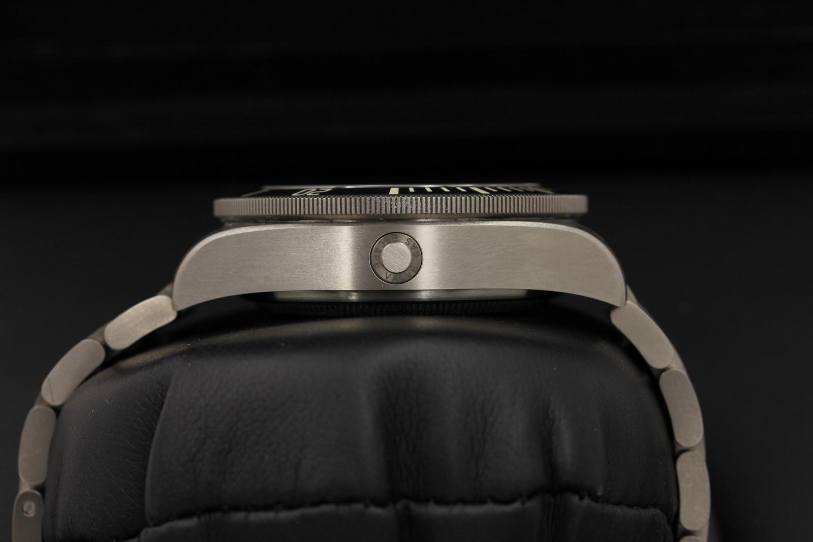 Watch Image 3