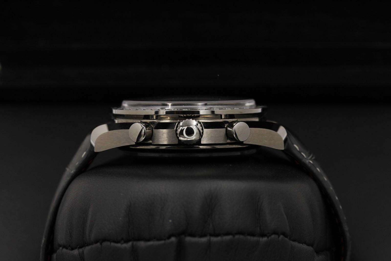 Watch Image 5