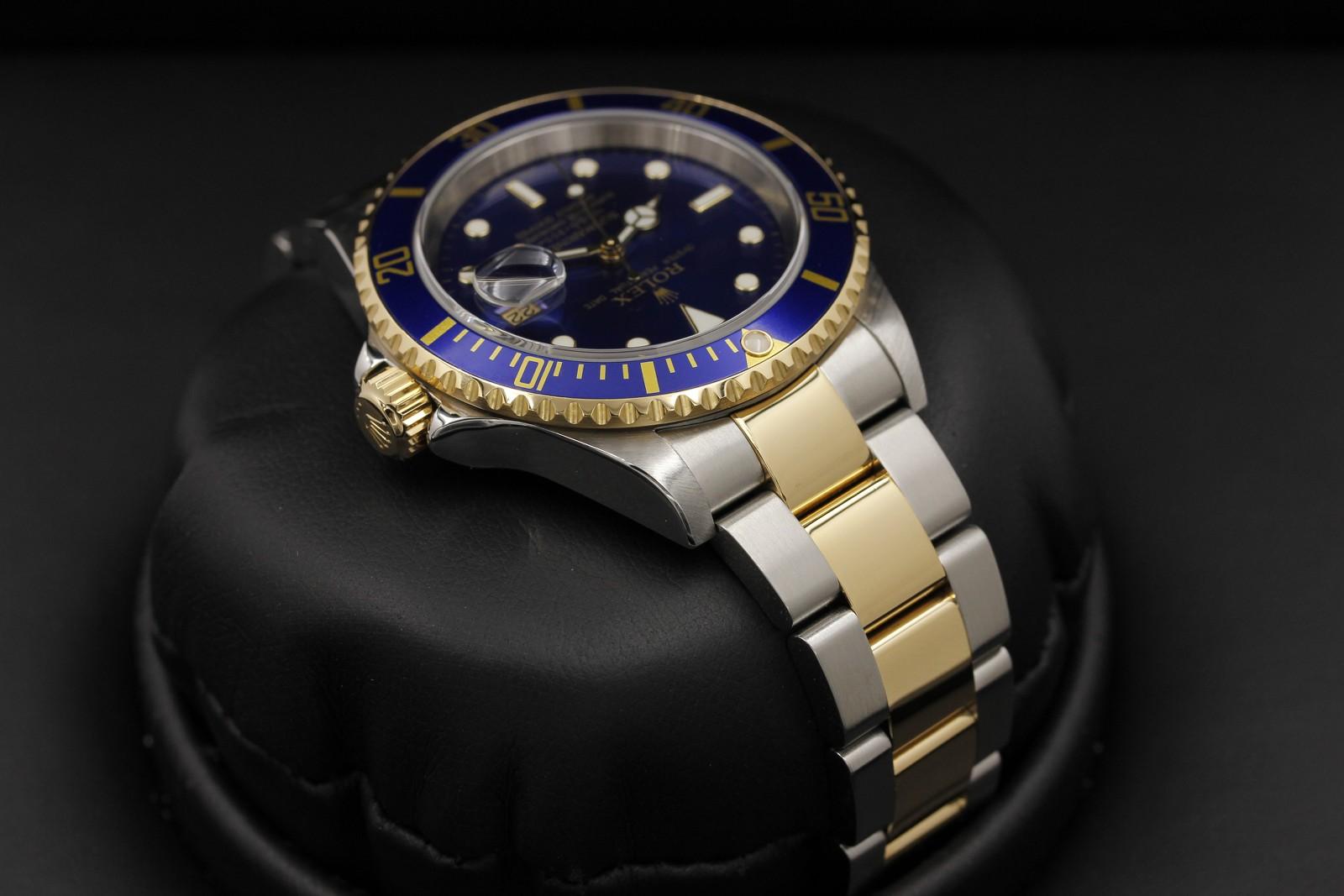 Watch Image 4