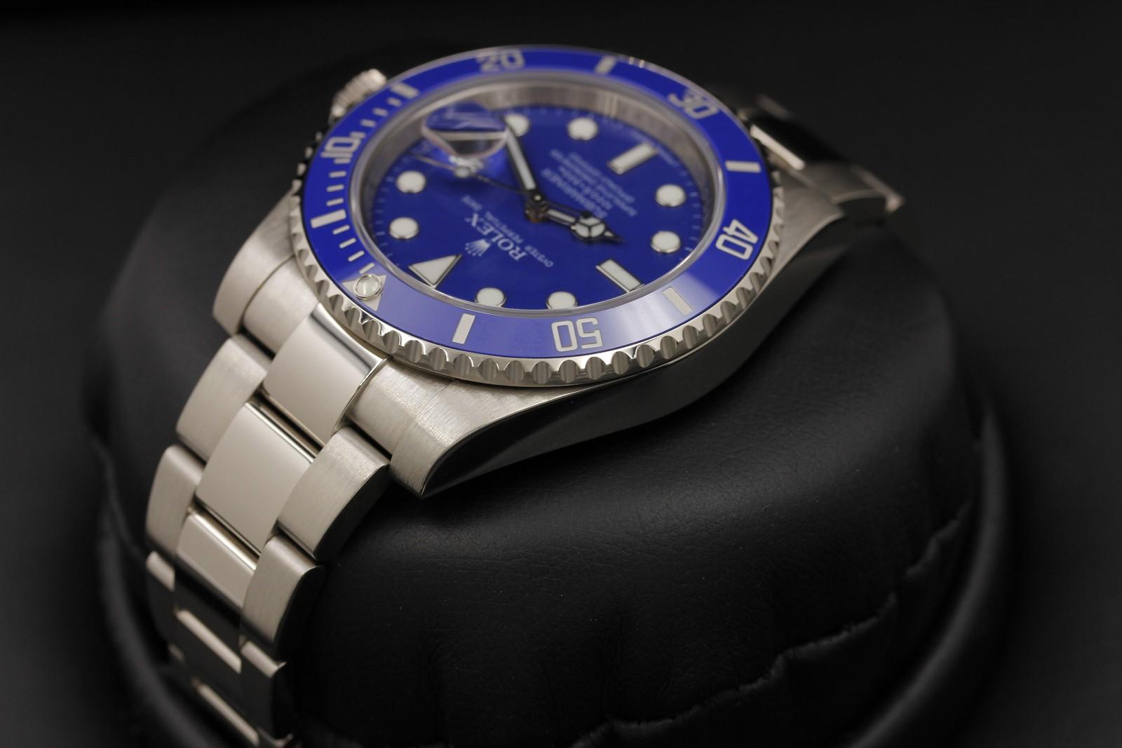 Watch Image 5