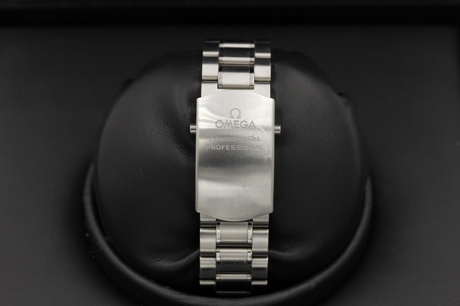 Watch Image 7