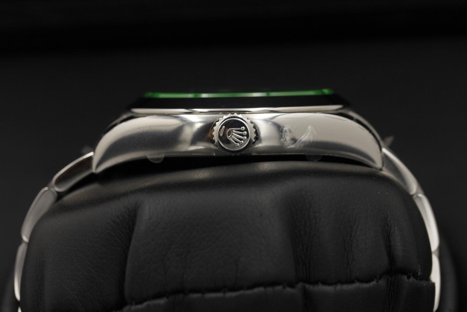 Watch Image 3