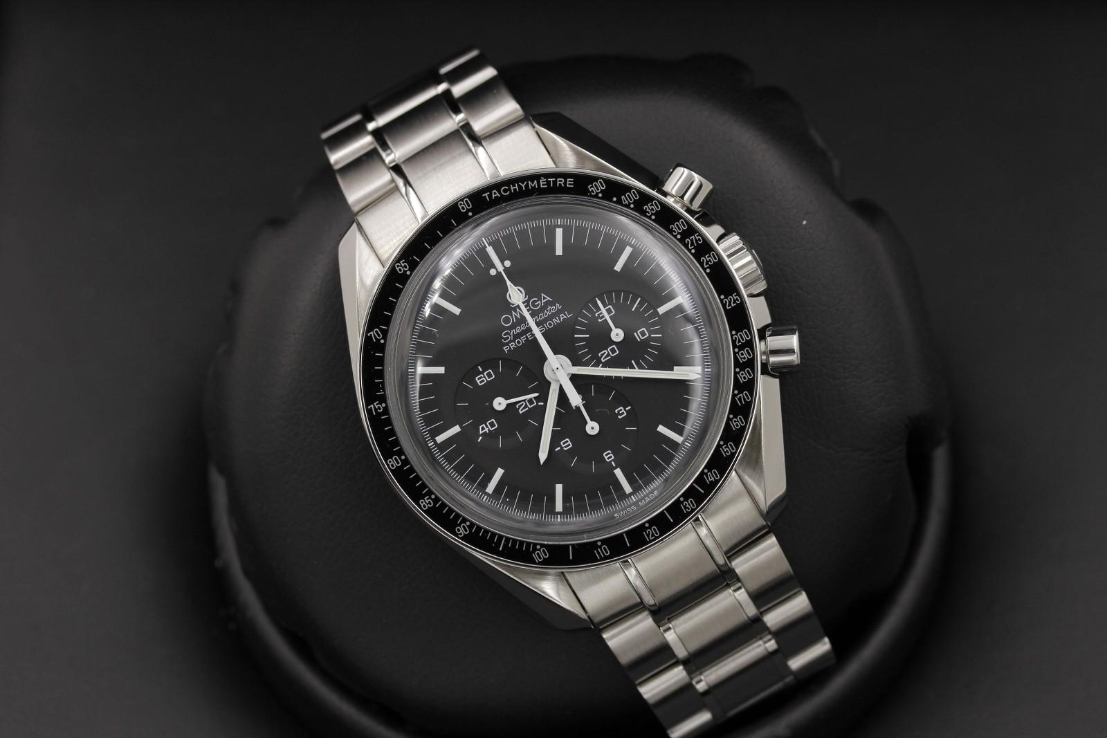 Watch Image 9