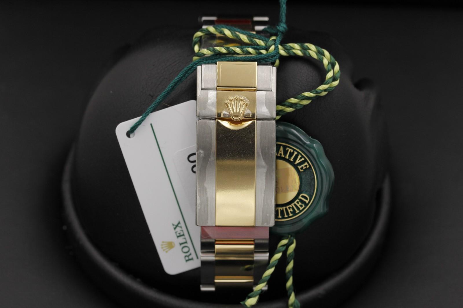 Watch Image 7