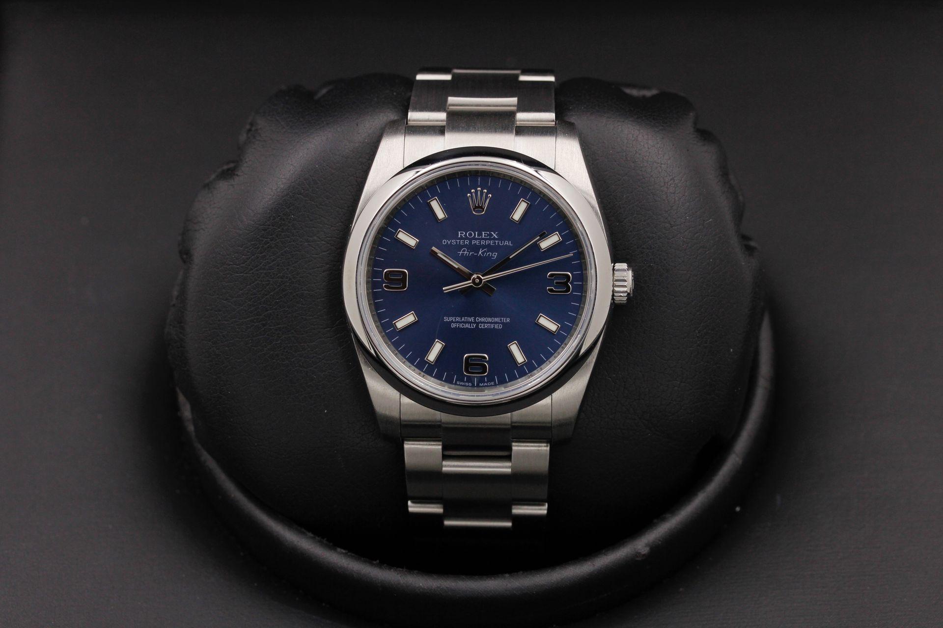 Watch Image 1