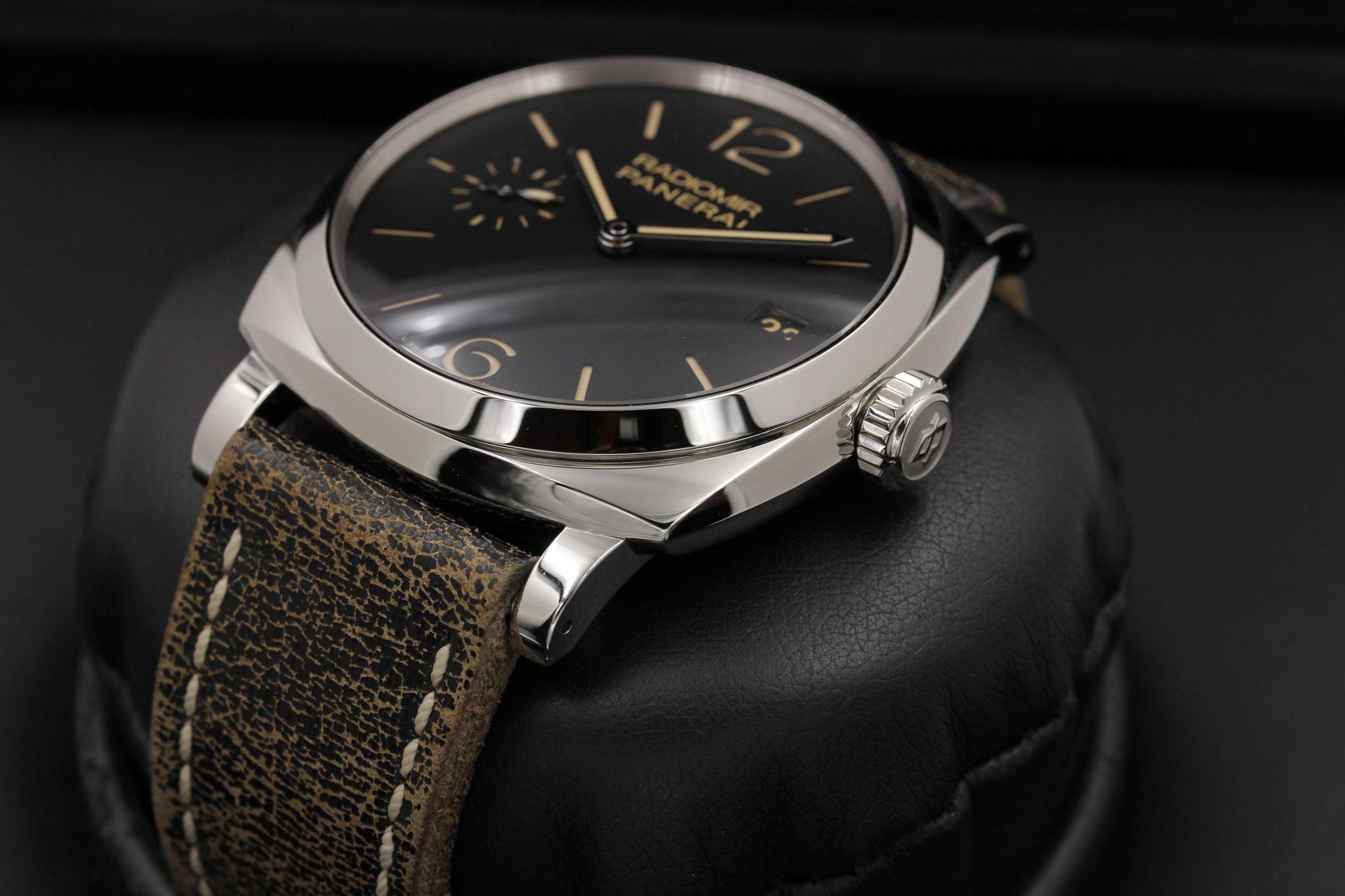 Watch Image 2