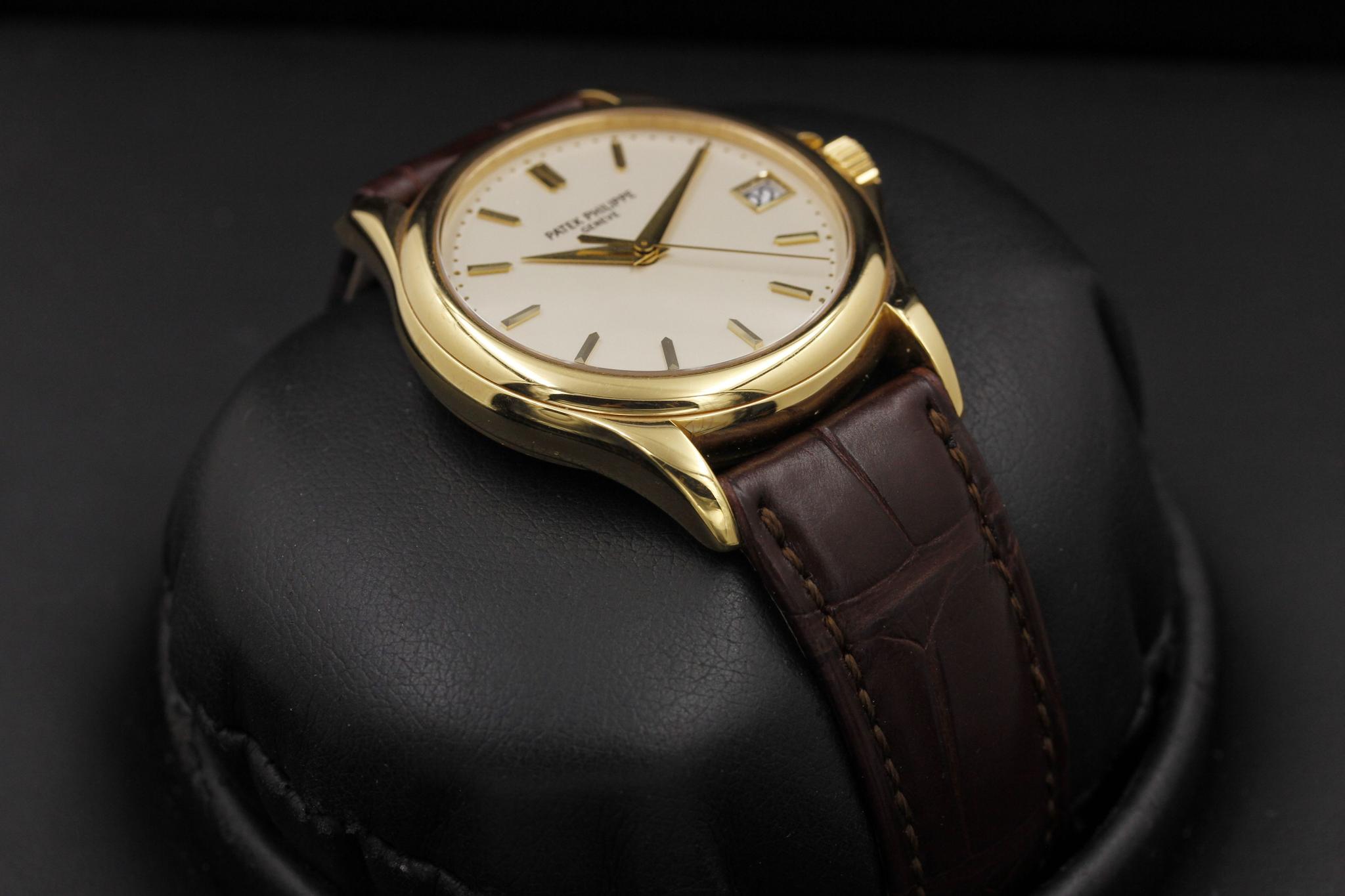 Watch Image 6