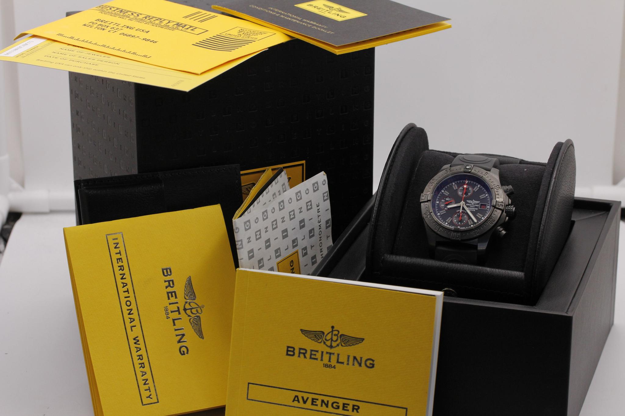 Watch Image 12