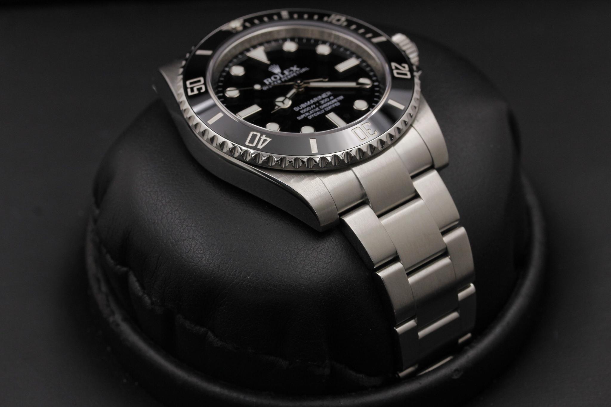 Watch Image 6