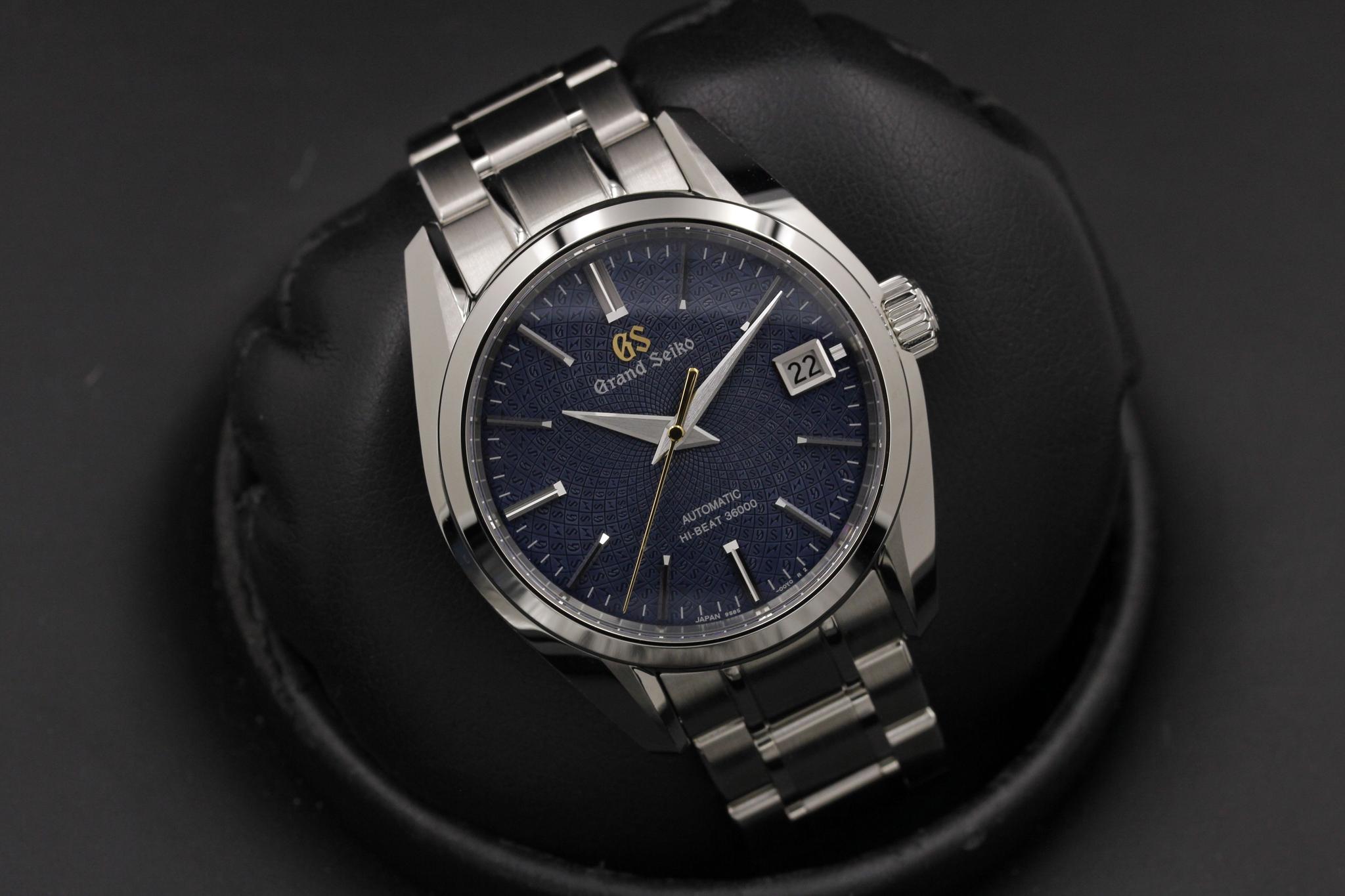 Watch Image 9