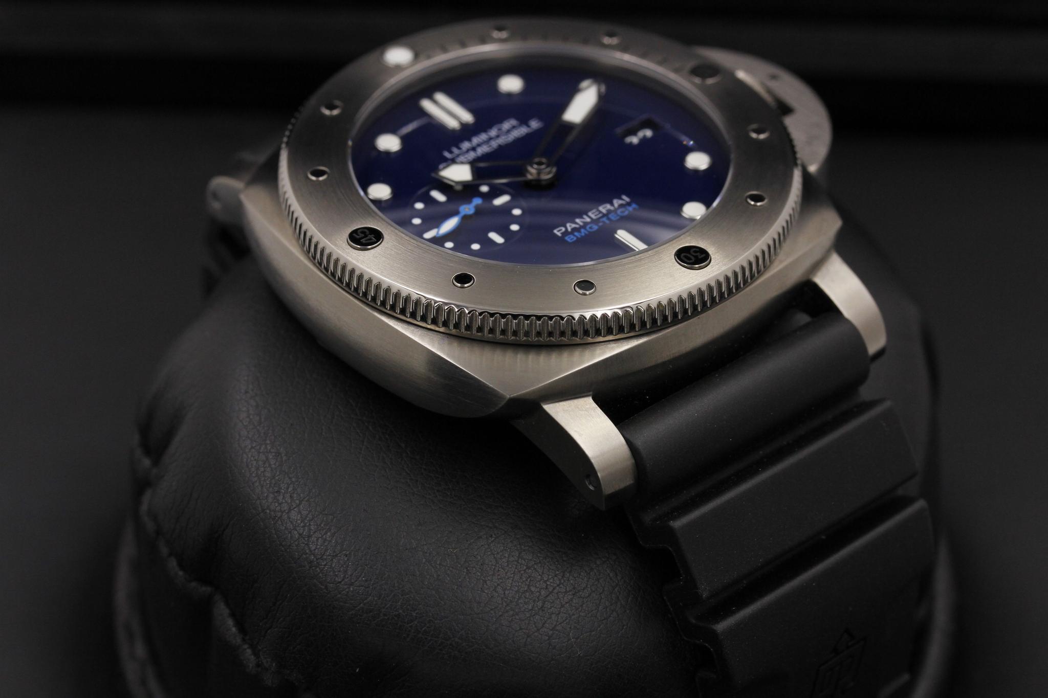 Watch Image 6