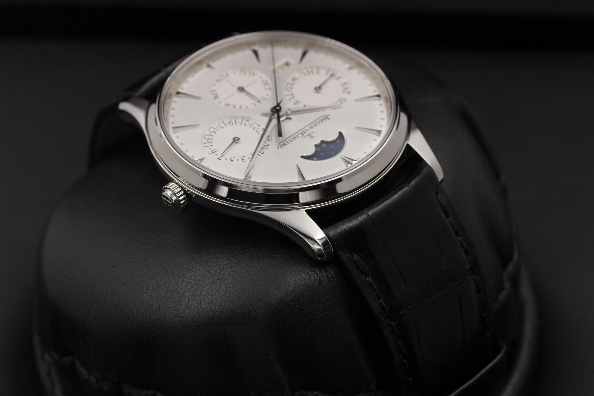 Watch Image 4