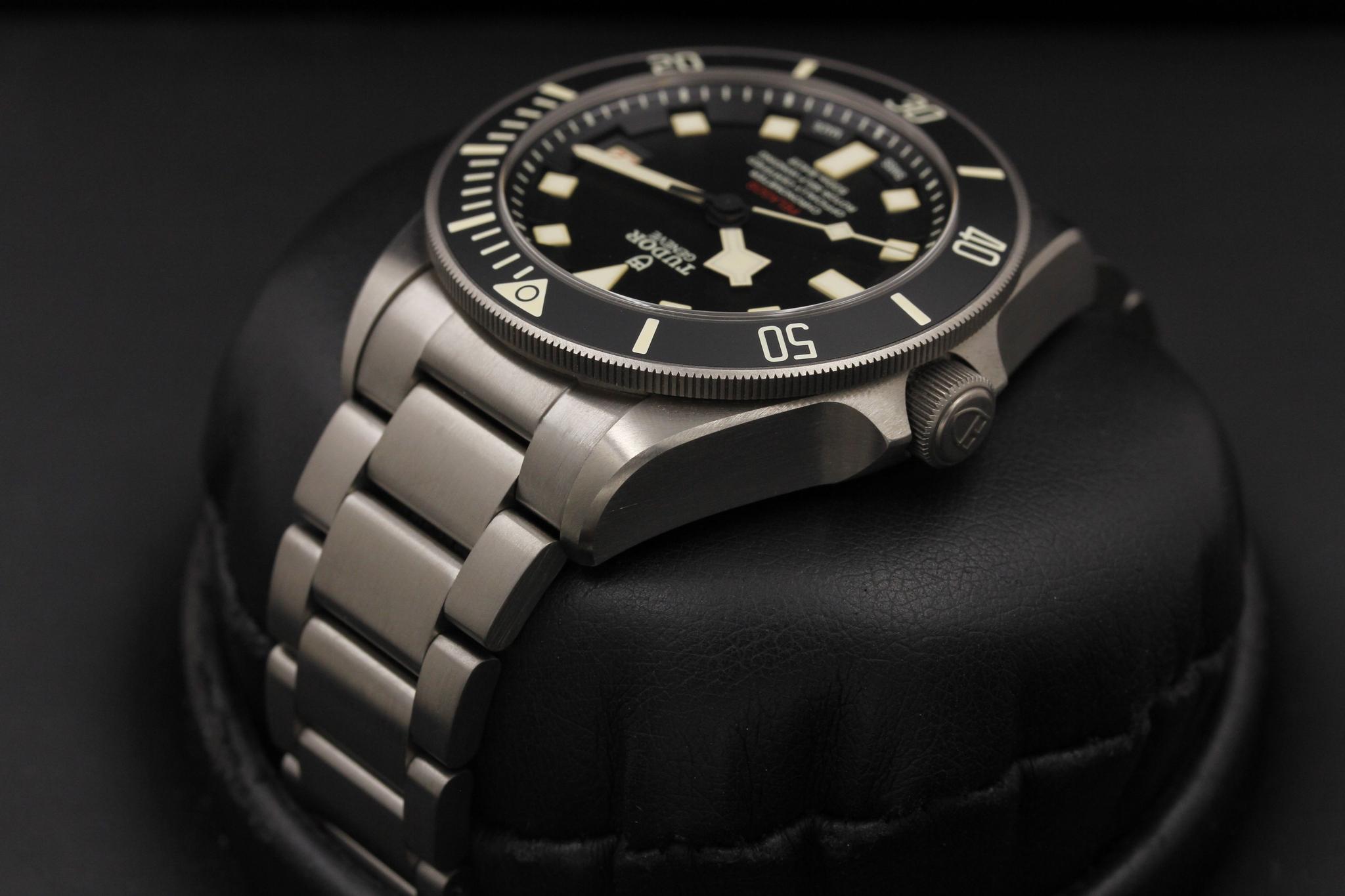 Watch Image 5