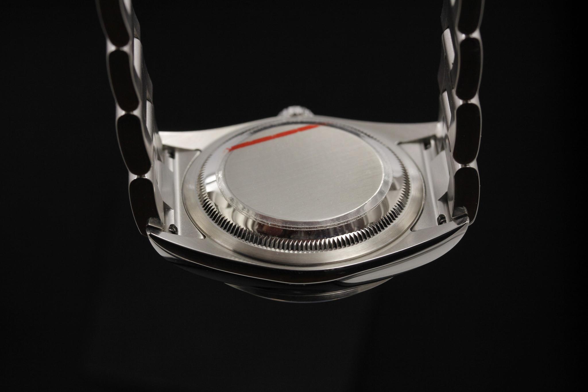 Watch Image 7