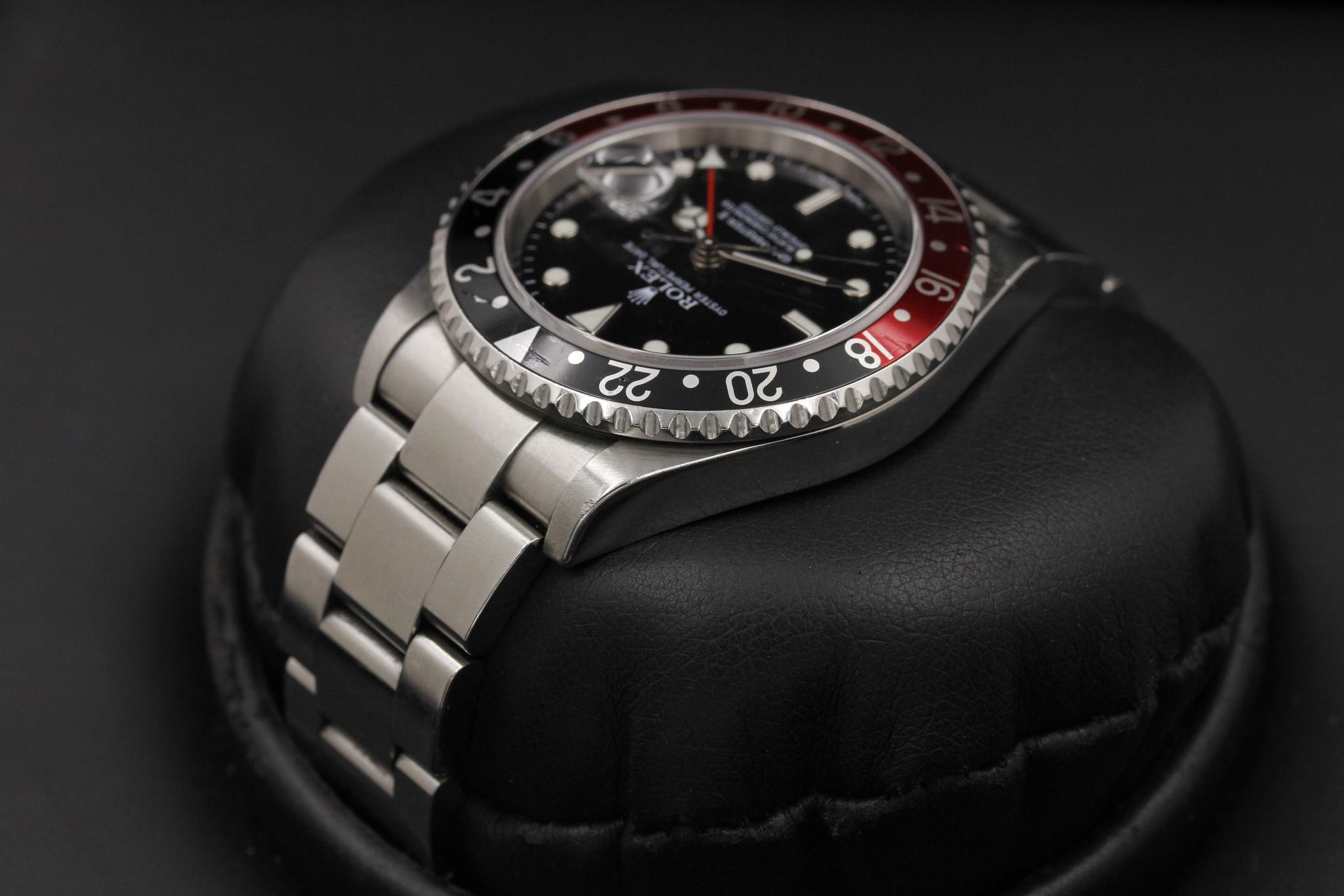 Watch Image 5